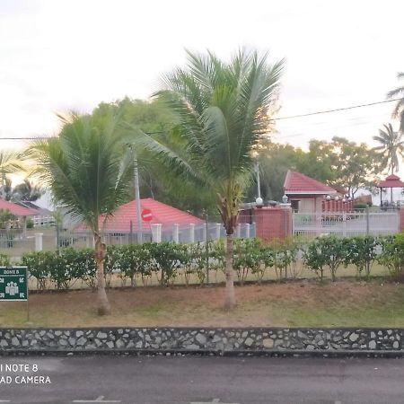 Pd Laguna Homestay Red Port Dickson Kültér fotó